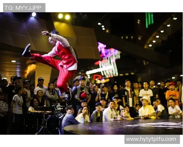 南京街舞队在攀岩联赛中的比赛经验与表现分析